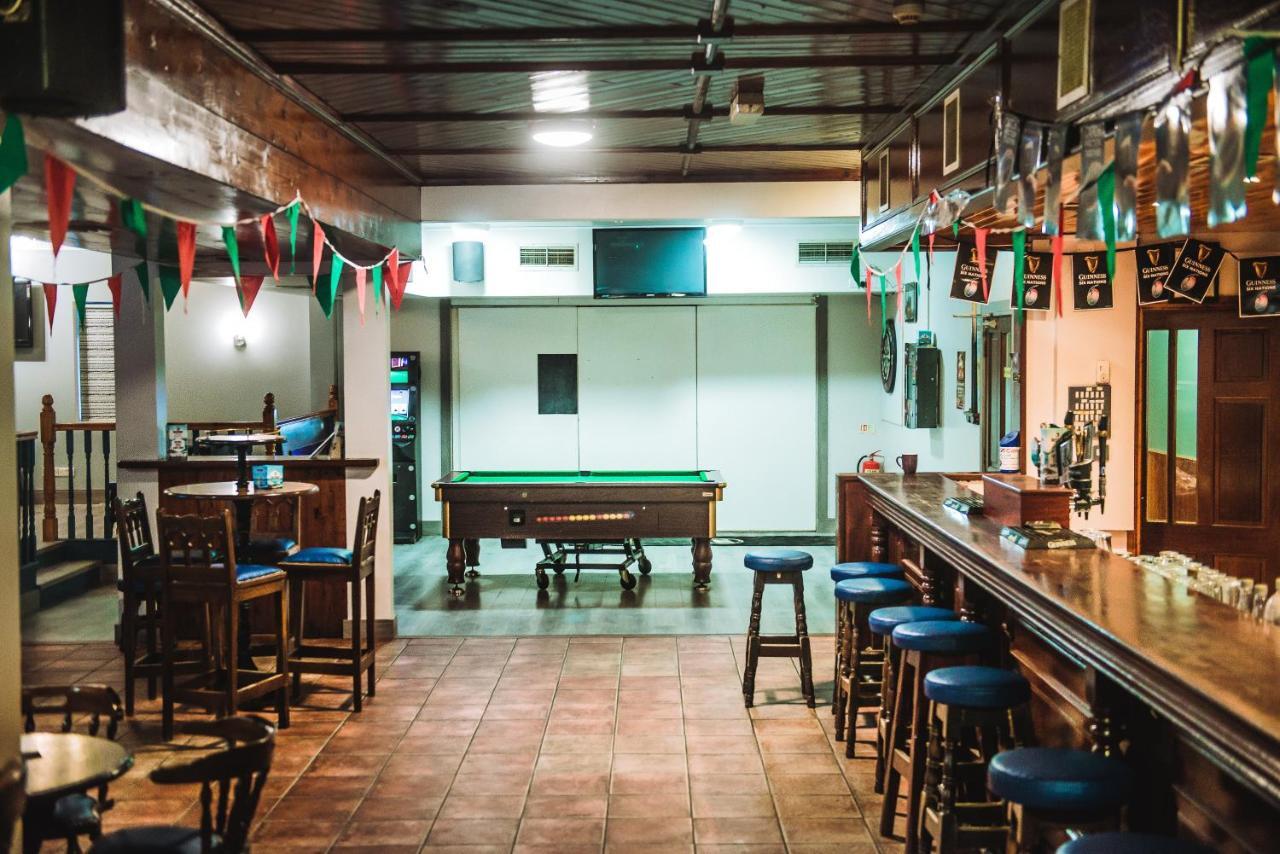 The Village Inn Killarney Ngoại thất bức ảnh